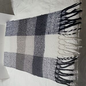 Steve Madden Winter Scarf Wrap